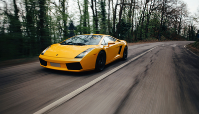 Generationsvergleich: Lamborghini Gallardo (2004) und Lamborghini Revuelto - Stierkampf im Grenzbere