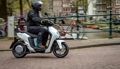 Grünes Kennzeichen für Mopeds ab März - Neue Farbe, neue Pflicht