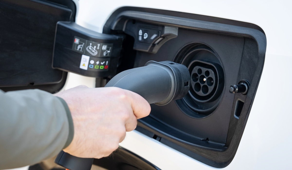 Geladen wird ausschließlich Wechselstrom Foto: Opel