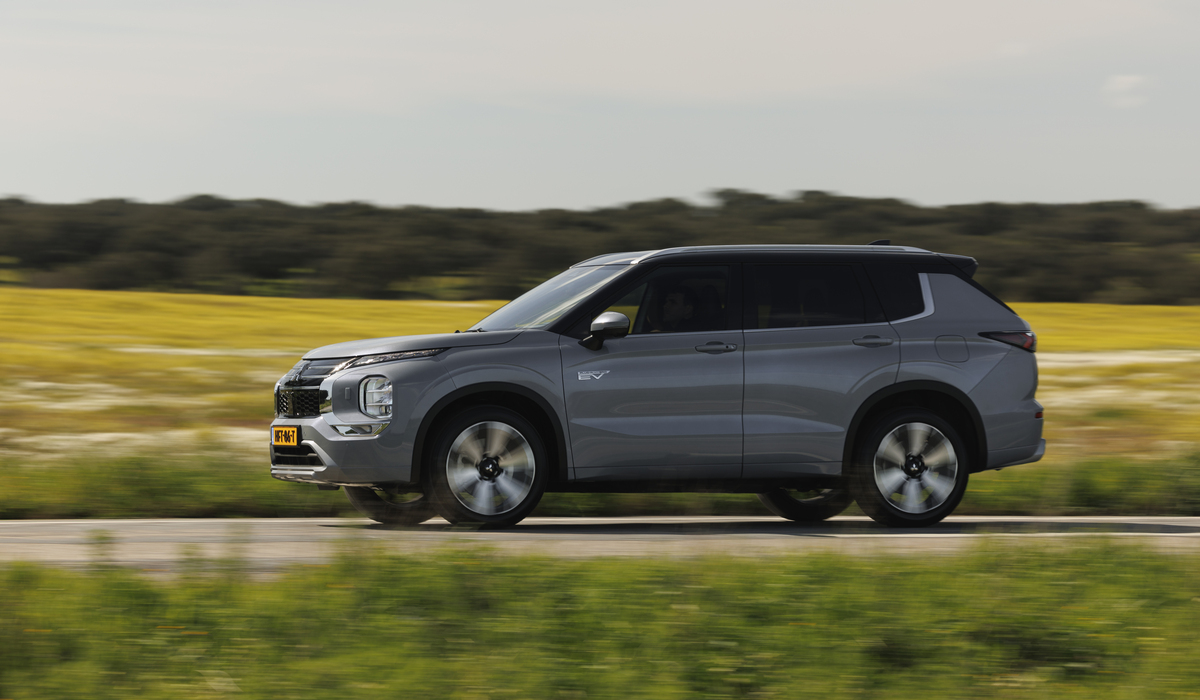 Länge läuft: Der neue Mitsubishi Outlander ist auf stolze 4,72 Meter gewachsen Foto: Mitsubishi