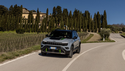 Fahrbericht: Jeep Avenger 4xe  - Elektrisch kraxeln gelernt 