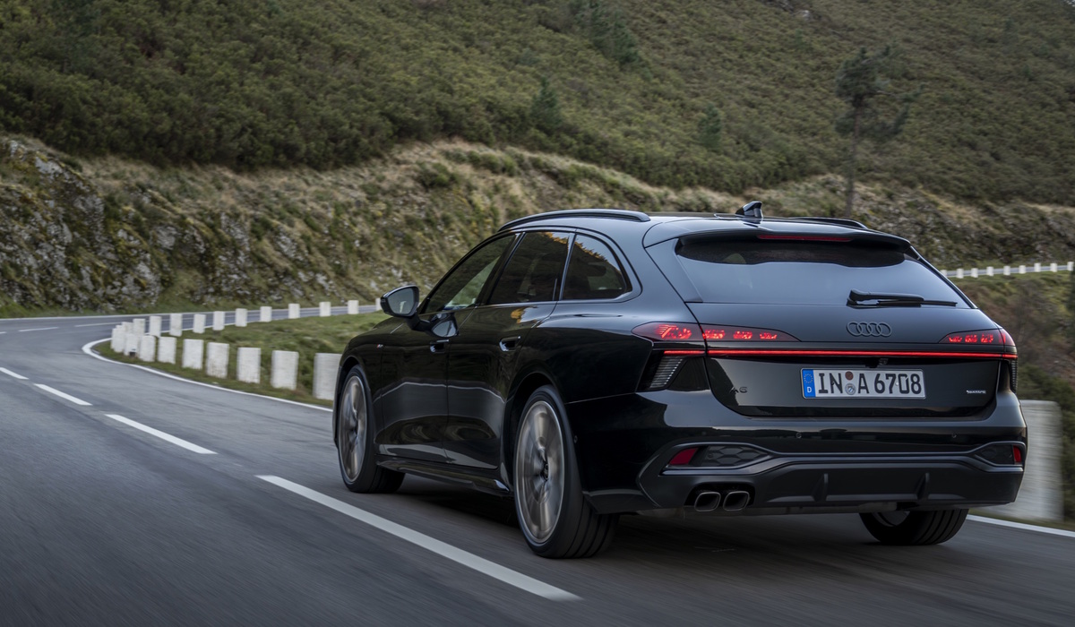 Die Türgriffe sind nun mit dem Blech bündig, was für aerodynamische Vorteile sorgen soll Foto: Audi